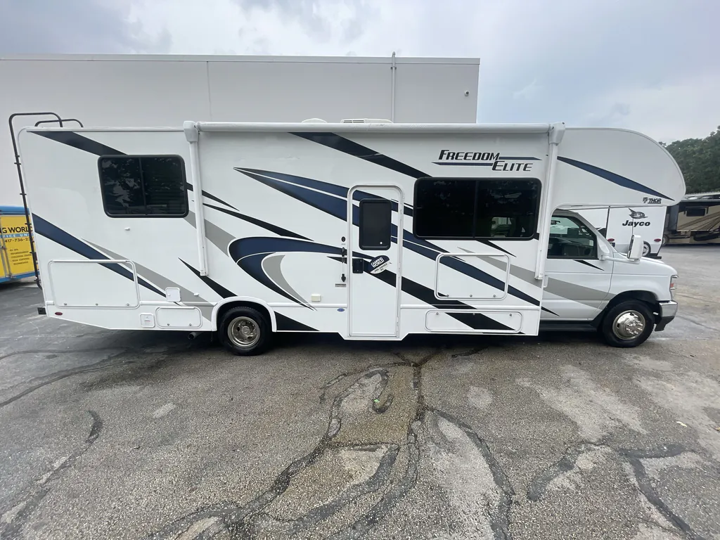 2024 Thor Motor Coach Freedom Elite 28HE, Photos photo 5