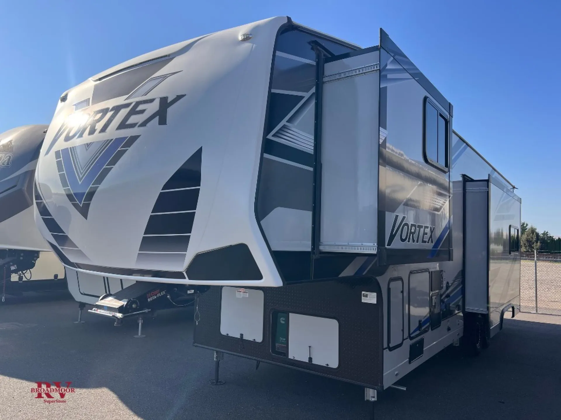 2024 Genesis Supreme Vortex 3414V - Photo 3