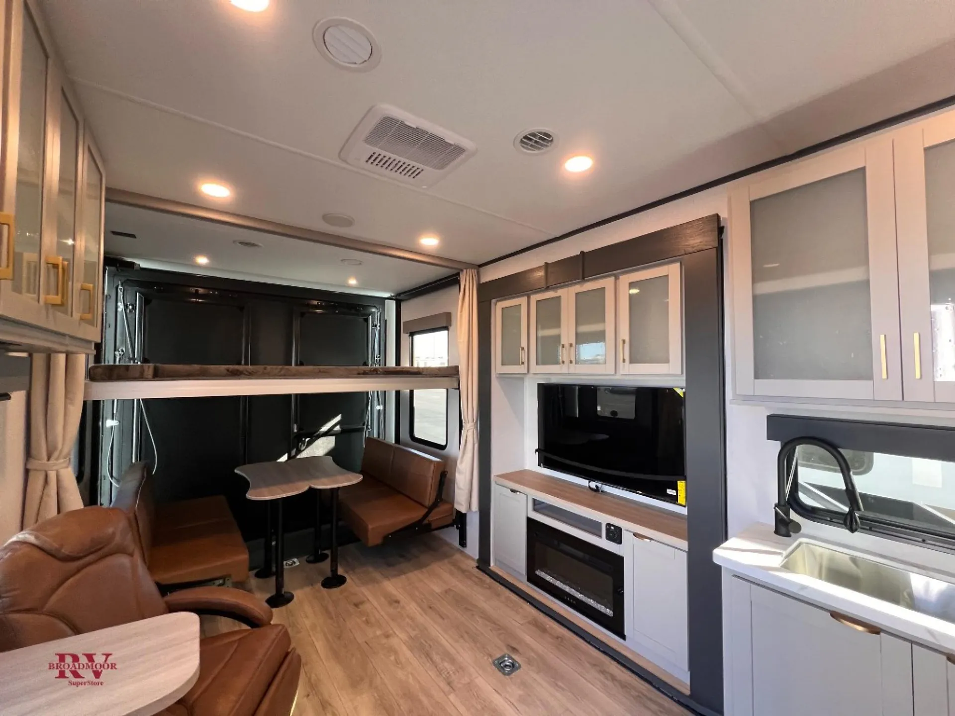 2027 Forest River Stealth 2600 — Photo 5