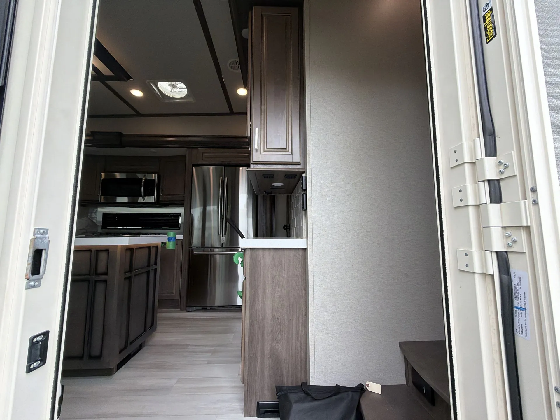 2021 Grand Design Solitude 310GK-R - Photo 4