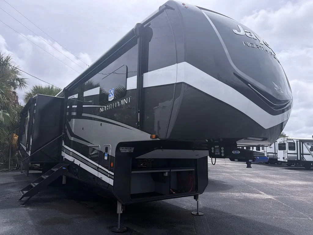 2026 Jayco North Point 395DSDB, Photos photo 2
