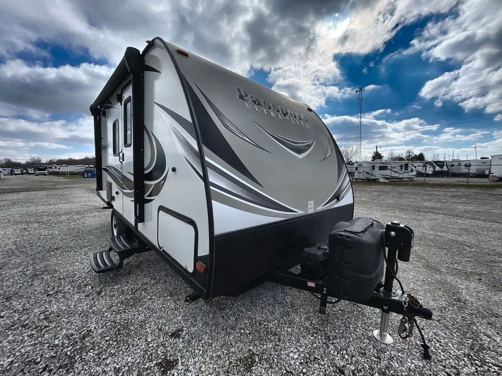 2018 Keystone Passport Express 153ML - Photo 2