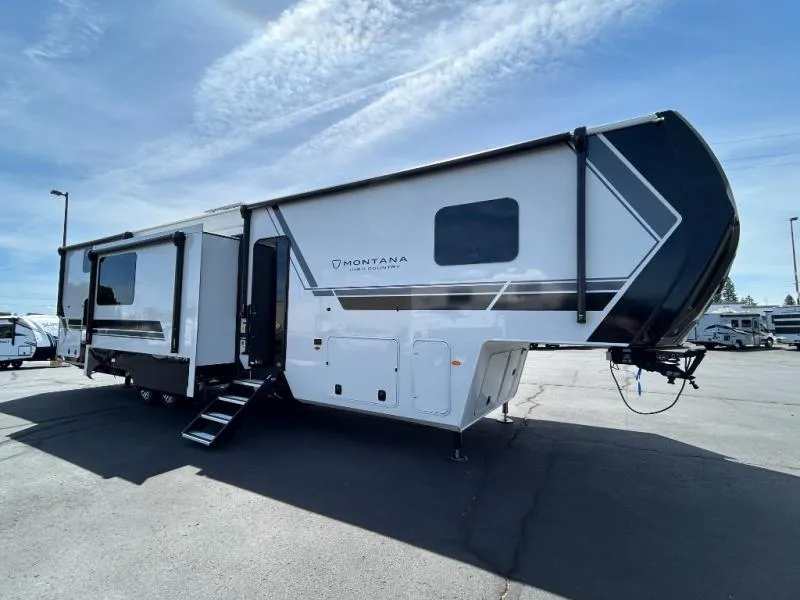 2027 Keystone RV Montana High Country 391TB - Main photo