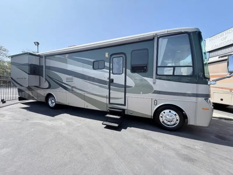 2006 Newmar Mountain Aire Used    MACA 3778 - Main photo