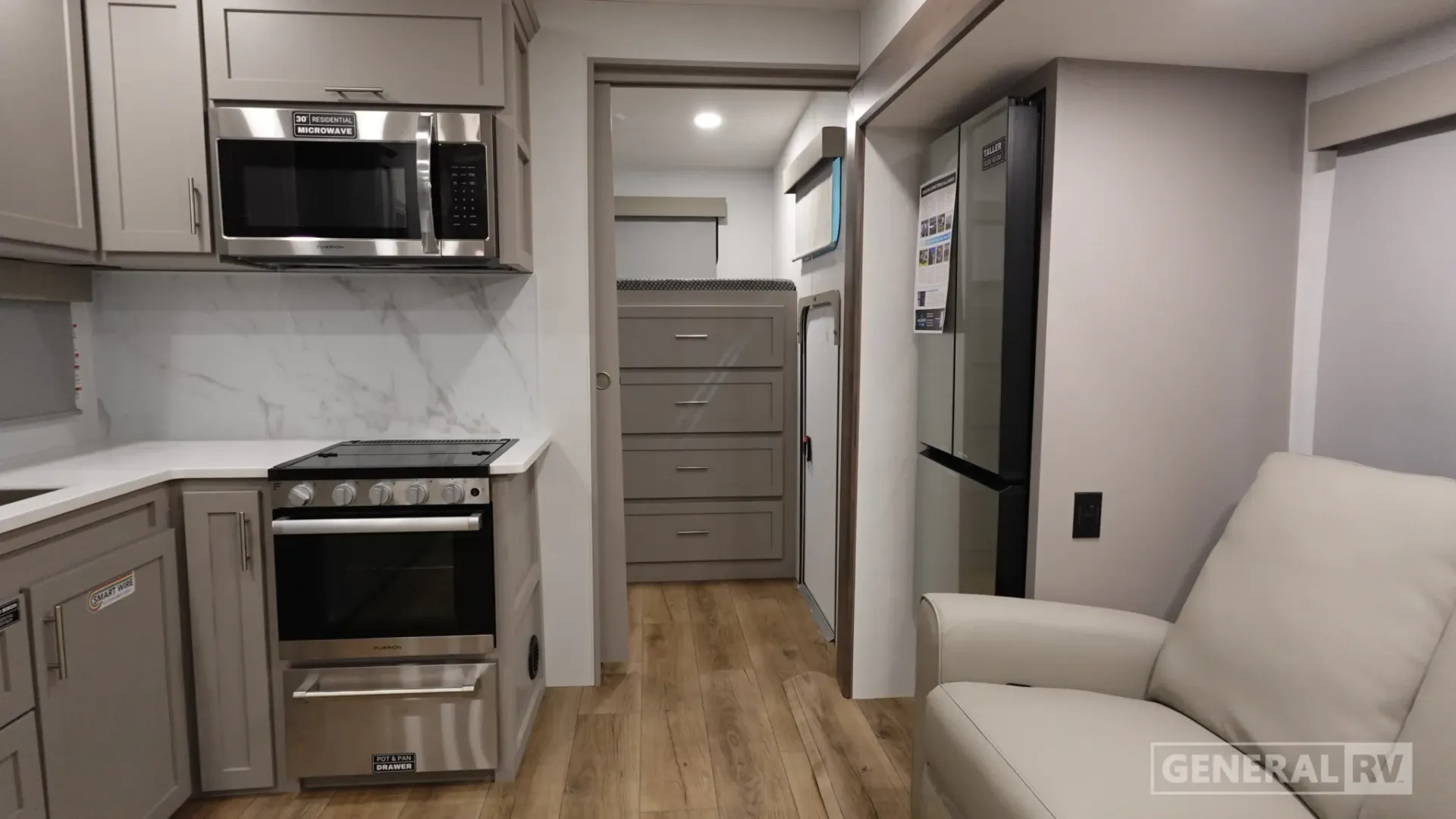 2026 Alliance RV Avenue All-Access 29BH - Photo 3