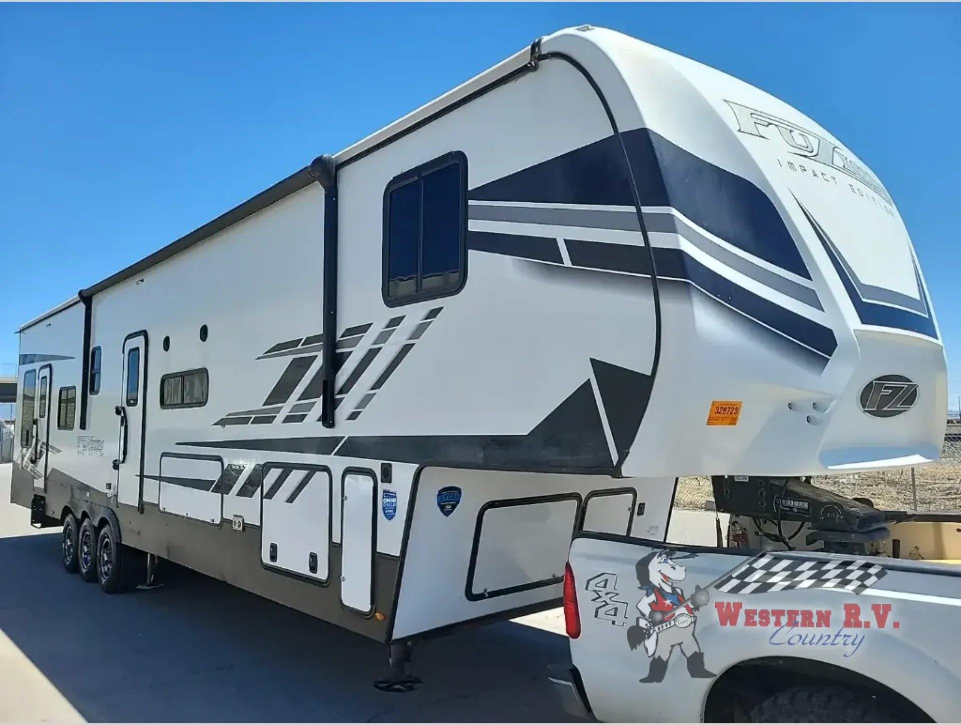 2022 Keystone Fuzion Impact Edition 415 - Photo 3