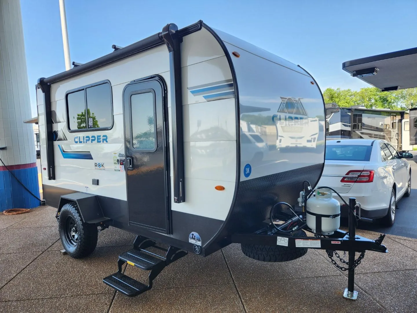 2025 Coachmen Clipper ROK 11000ROK - Photo 3