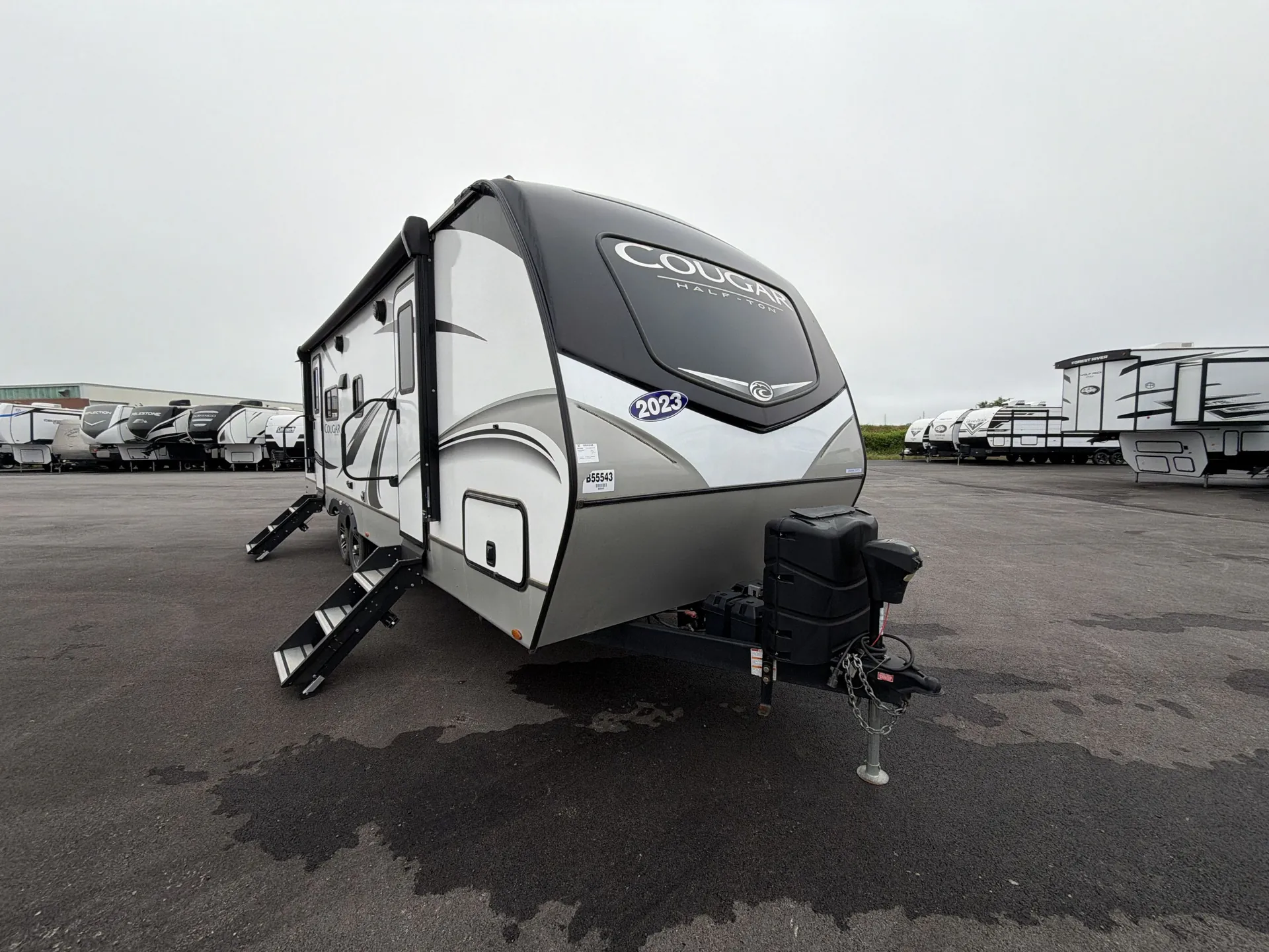 2023 Keystone Cougar Half-Ton 25RDS - Photo 2