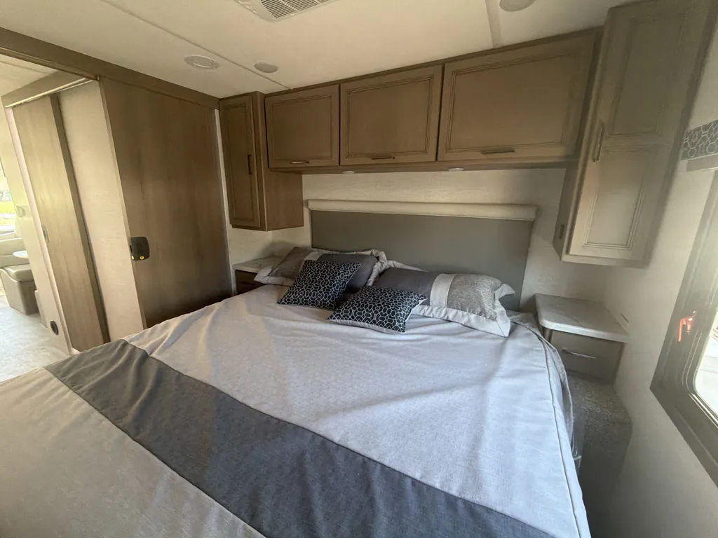 2026 Thor Motor Coach Freedom Traveler A29, Photos photo 15
