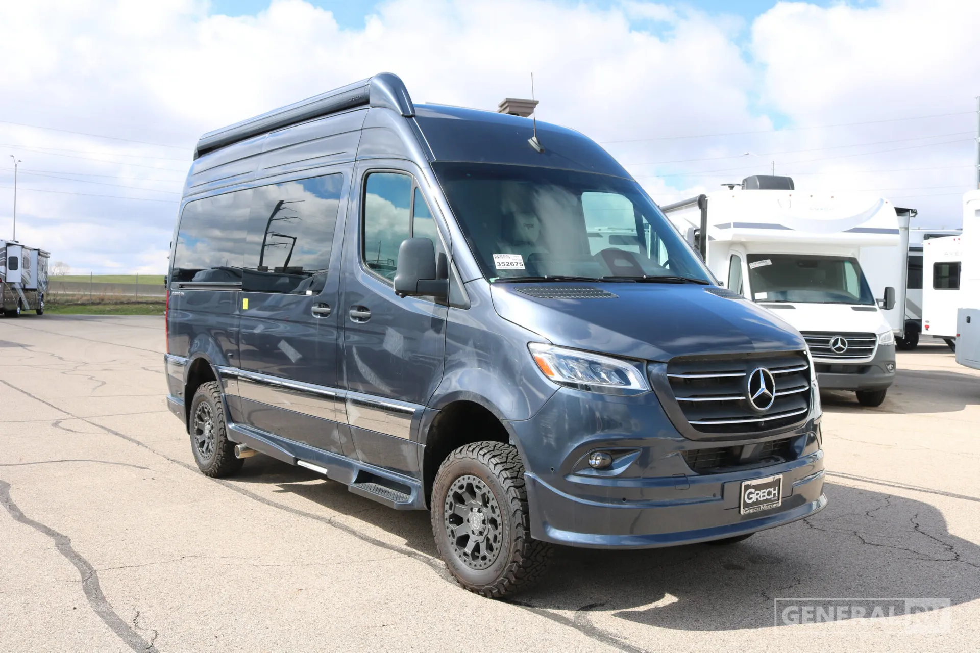 2027 Grech Motors Turismo-ion Tour AWD - Photo 2
