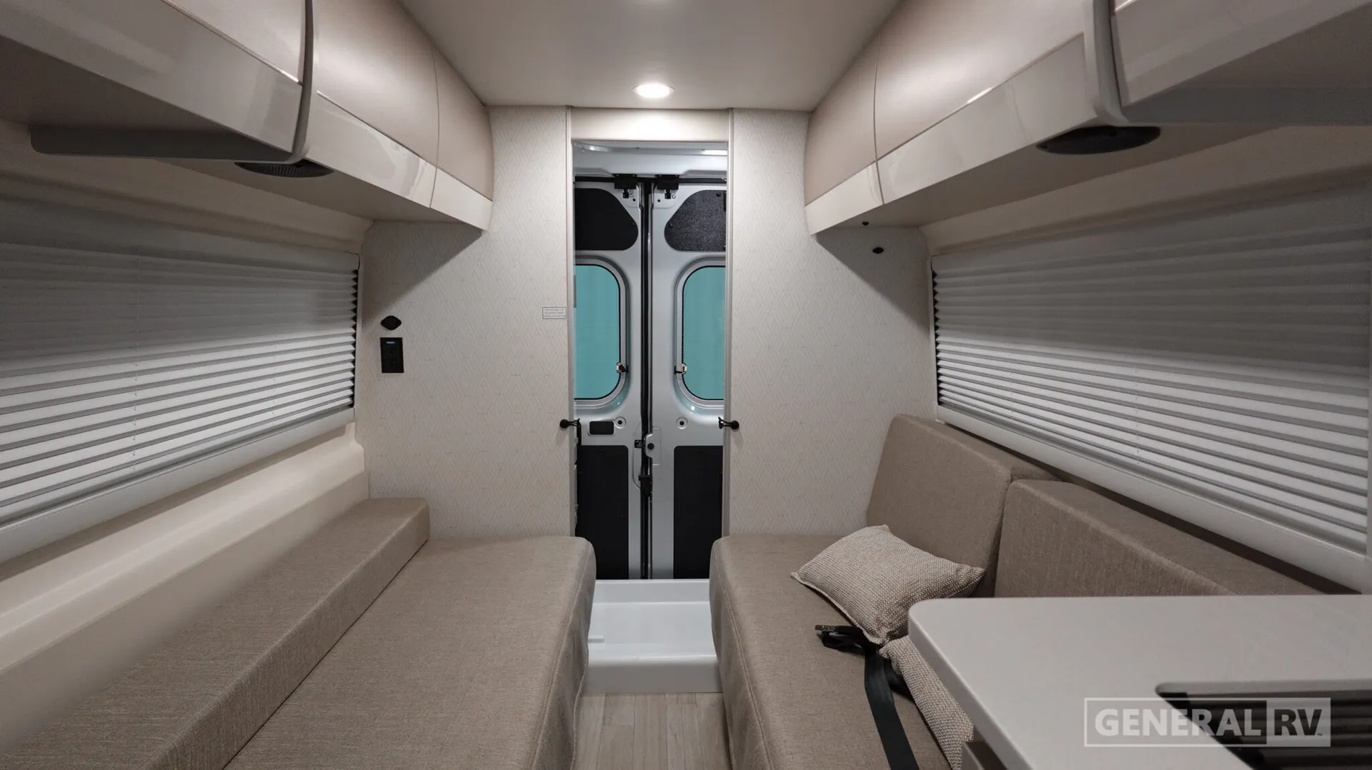 2027 Thor Motor Coach Sequence 20L - Photo 3