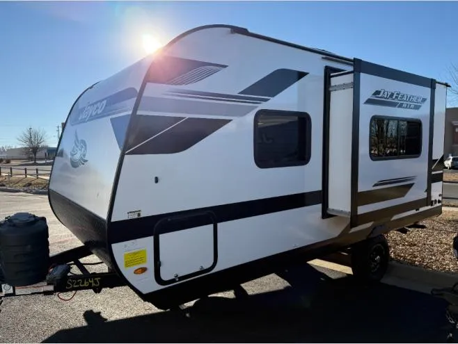 2026 Jayco Jay Feather Air 18FBS - Photo 4