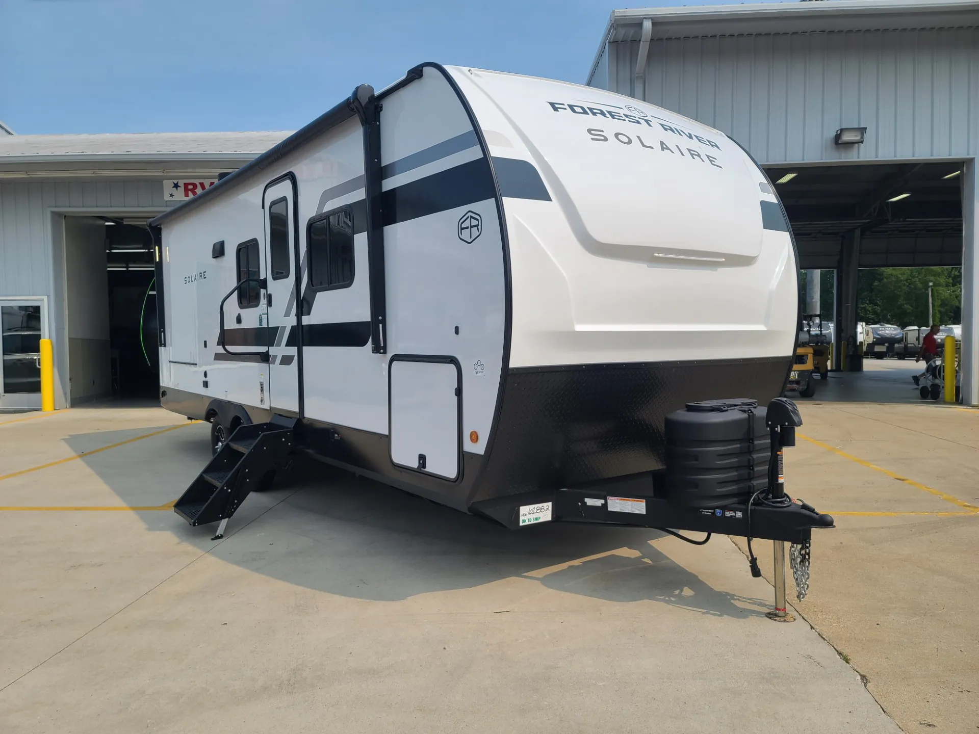 2027 Palomino Solaire 2420RBS - Photo 2