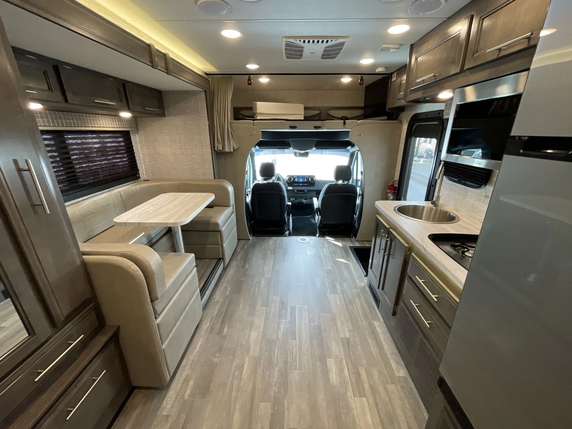 2024 Entegra Coach Qwest SE 24L — living area main
