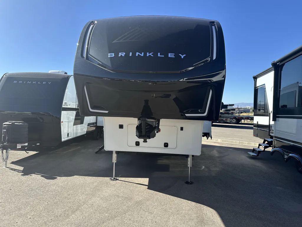 2026 Brinkley Model Z 2680, Photos photo 10