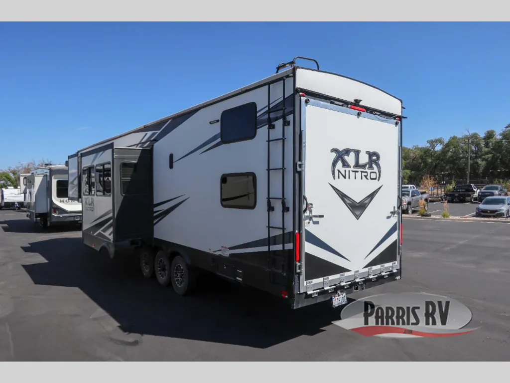 2019 Forest River XLR Nitro 33VL5, Photos photo 4