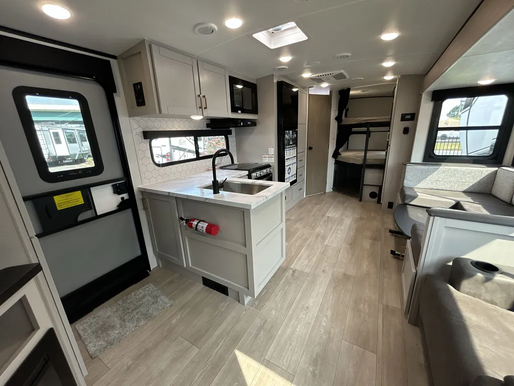 2027 Jayco Jay Feather 29BHB, Photos photo 27