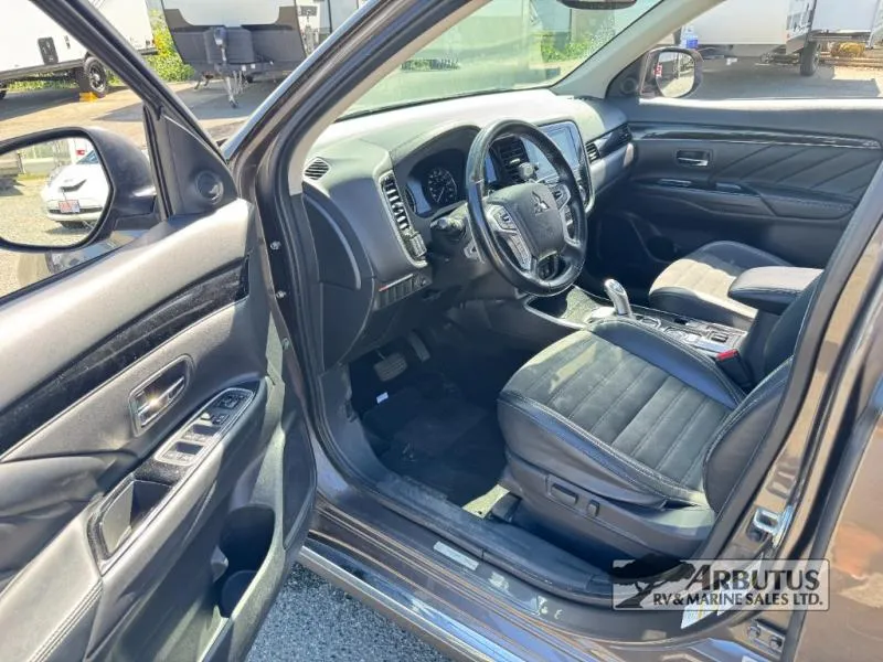 2019 Outlander SE PHEV - Photo 3