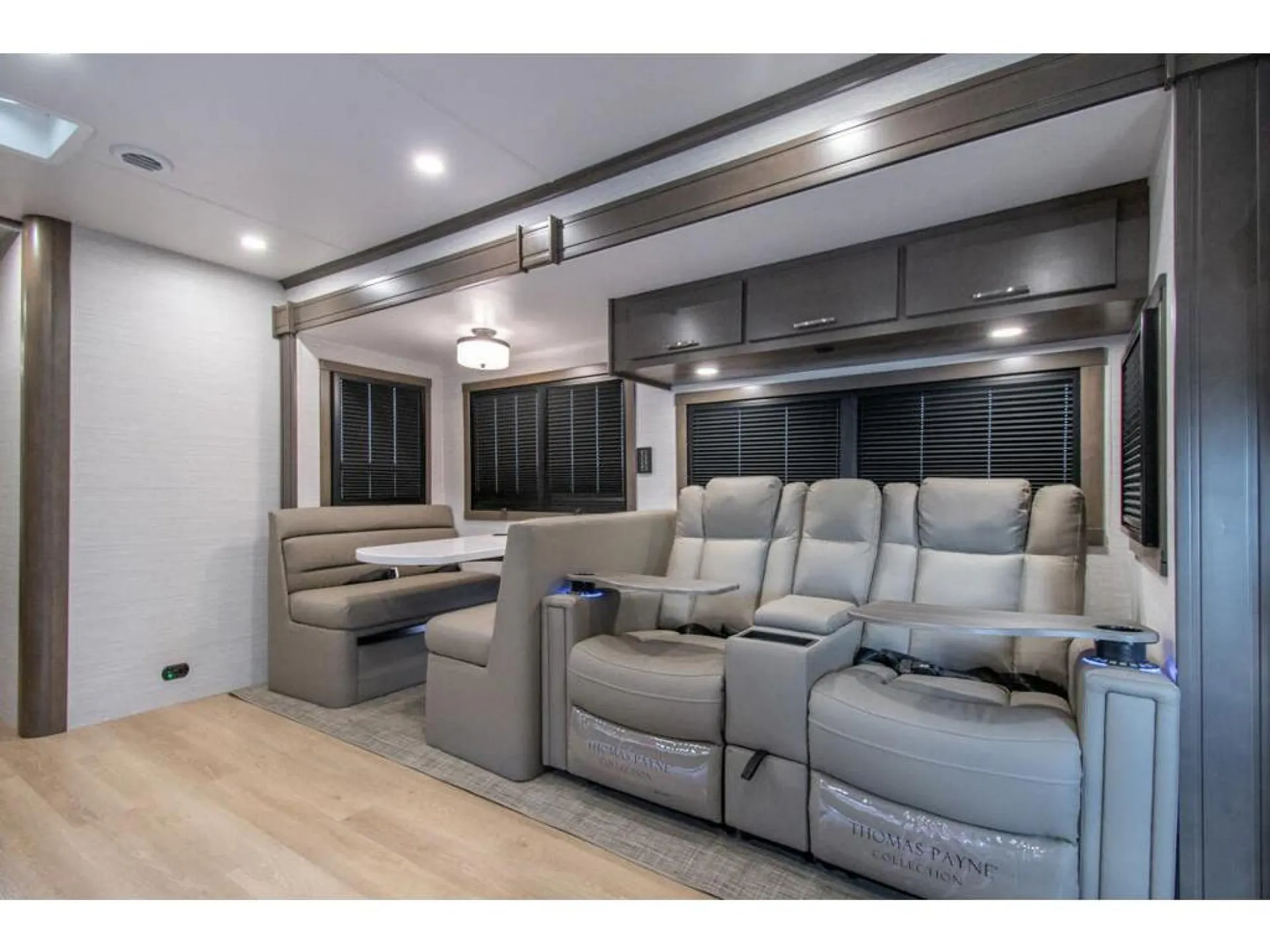 2026 Dynamax Corp DynaQuest XL 3700BD dealer photo 8 from Blue Compass RV