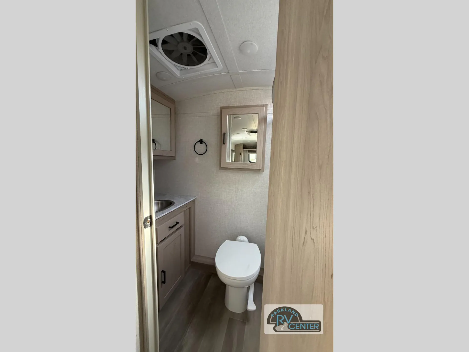 2023 Forest River Flagstaff E-Pro 20FBS - Photo 3