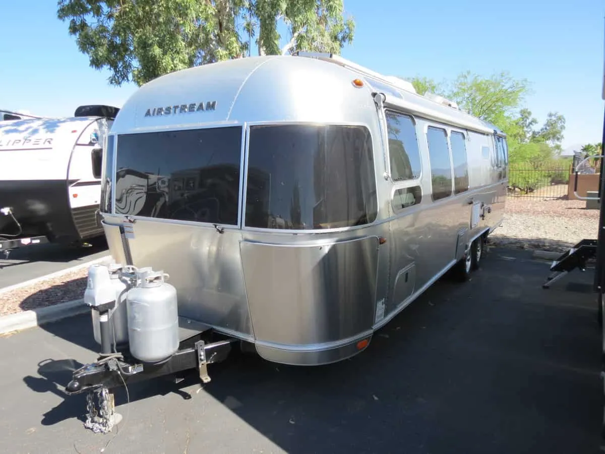 2017 Airstream Flying Cloud 30 - Photo 3
