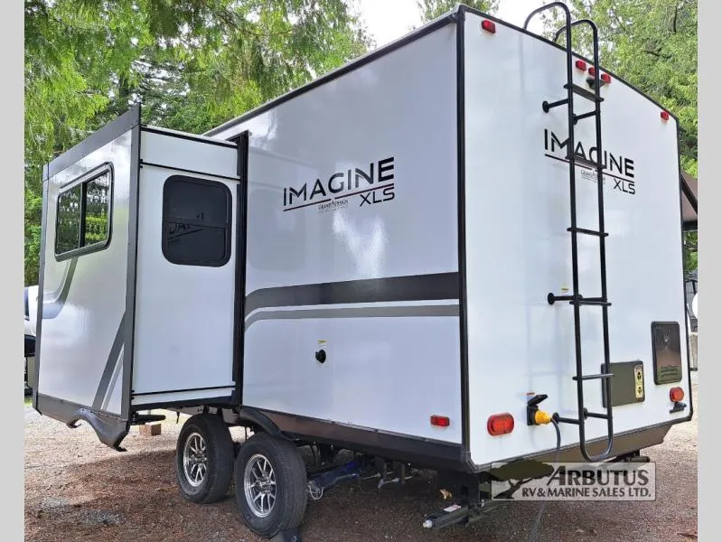 2025 Grand Design Imagine XLS 17MKE - Photo 4