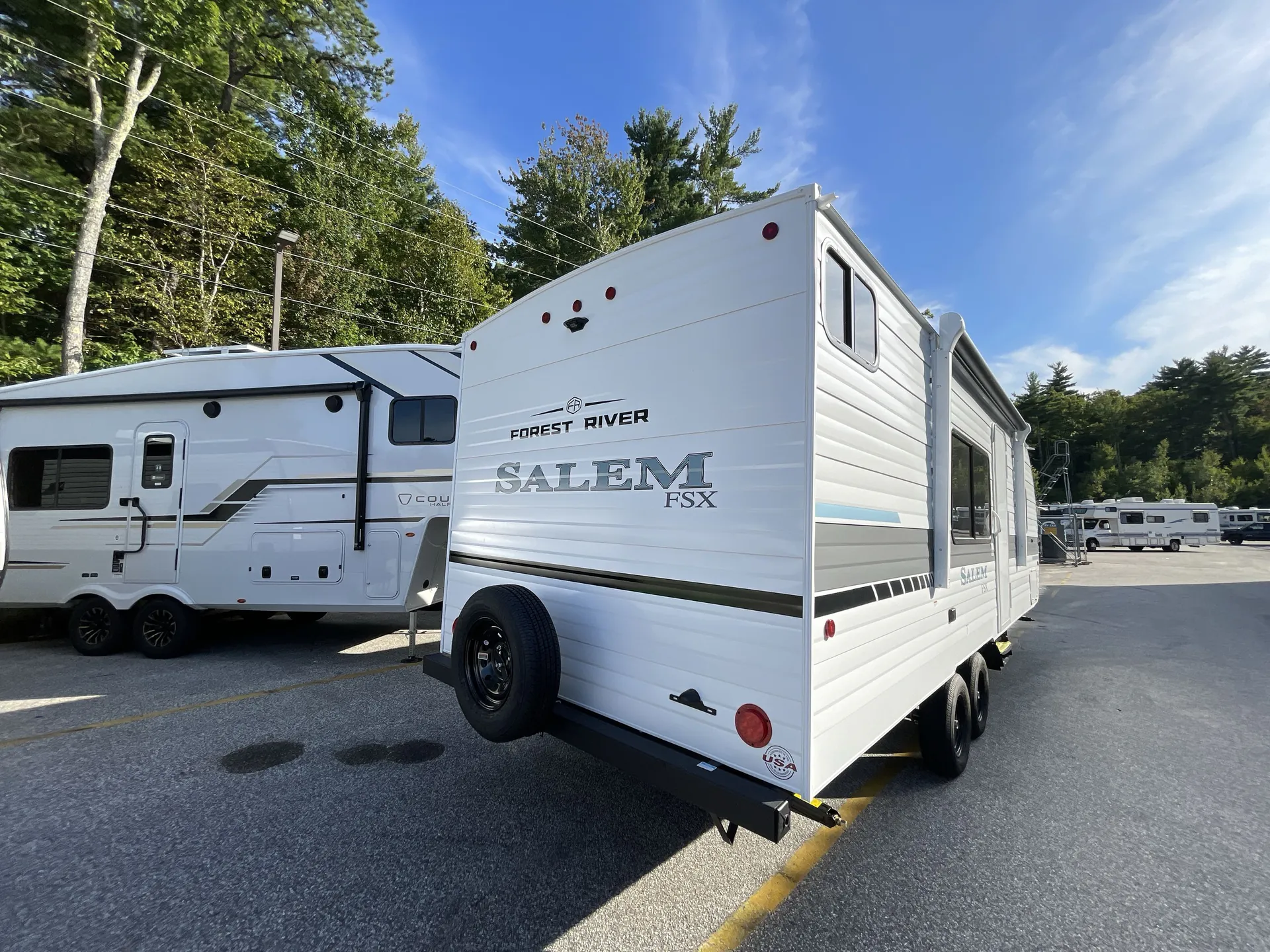 2027 Forest River Salem FSX 260BHLE — backside