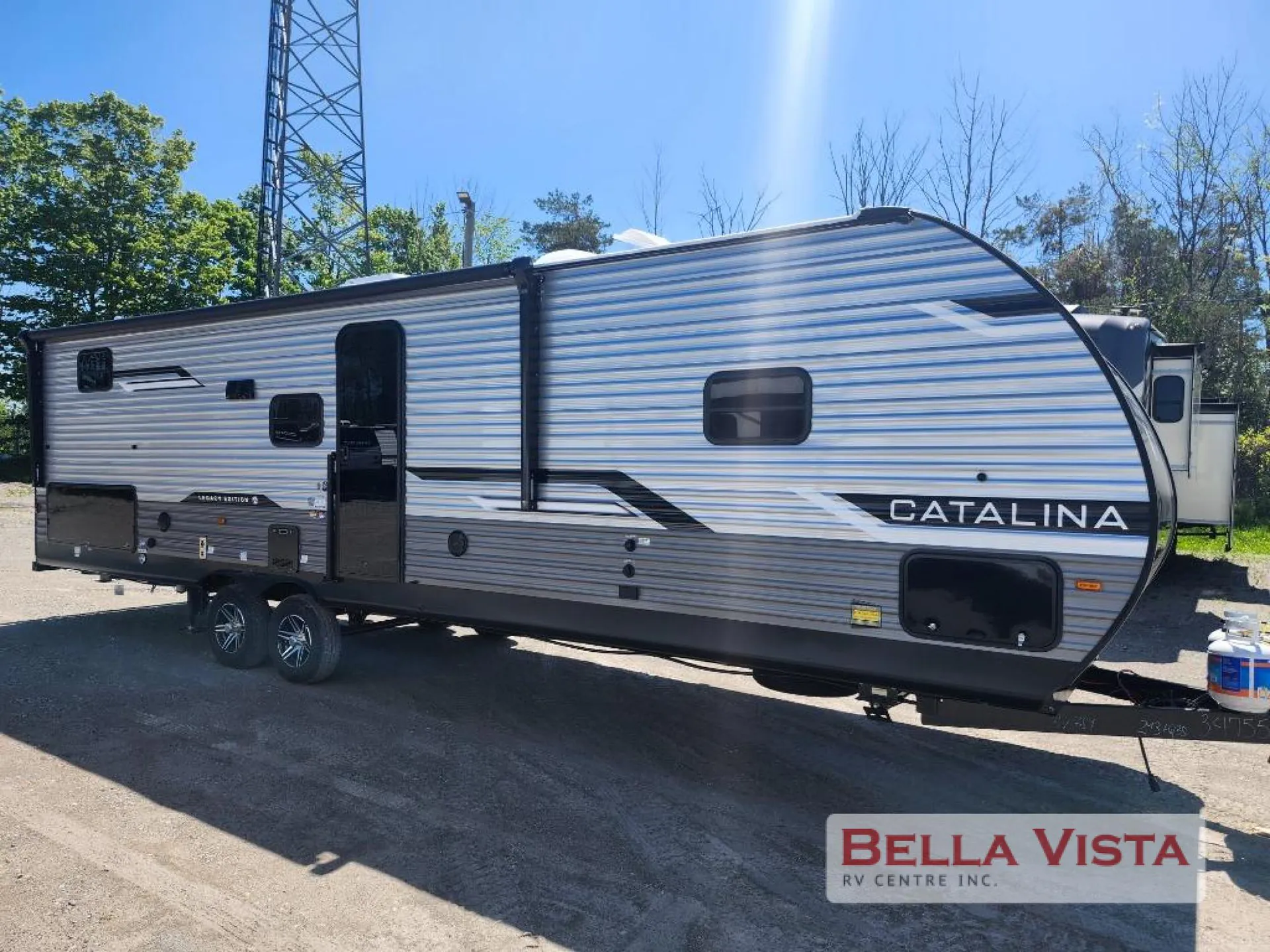 2025 Coachmen Catalina Legacy Edition 293TQBSCK - Photo 2
