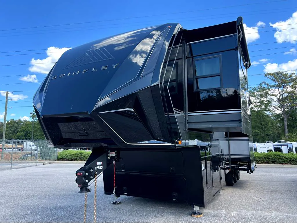 2026 Brinkley Model G 3520, Photos photo 2