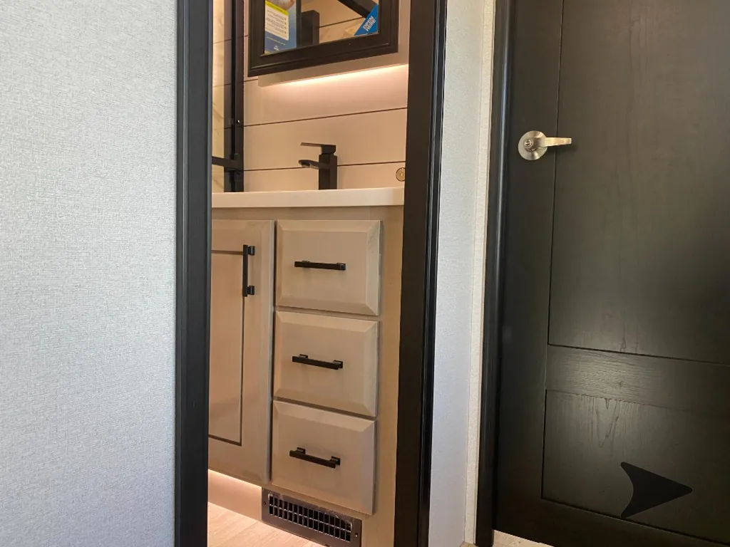 2027 Jayco Pinnacle 32RLTS, Photos photo 38