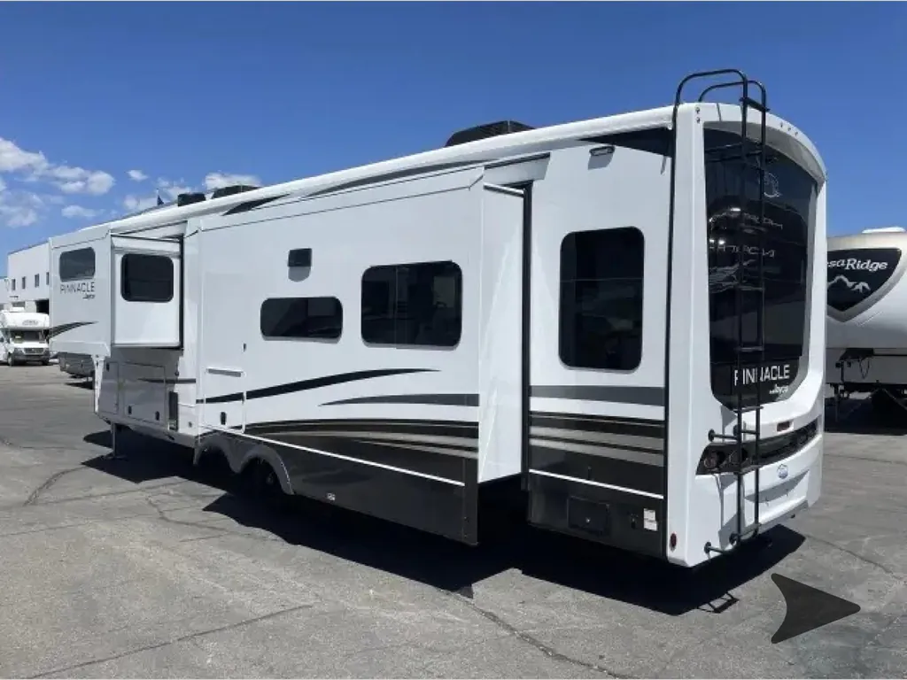 2026 Jayco Pinnacle 36FBTS, Photos photo 8