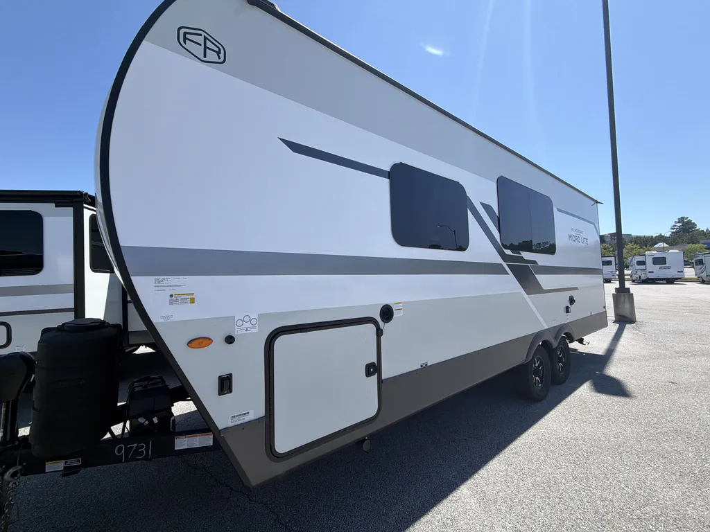 2026 Forest River Flagstaff Micro Lite 25FBT, Photos photo 6