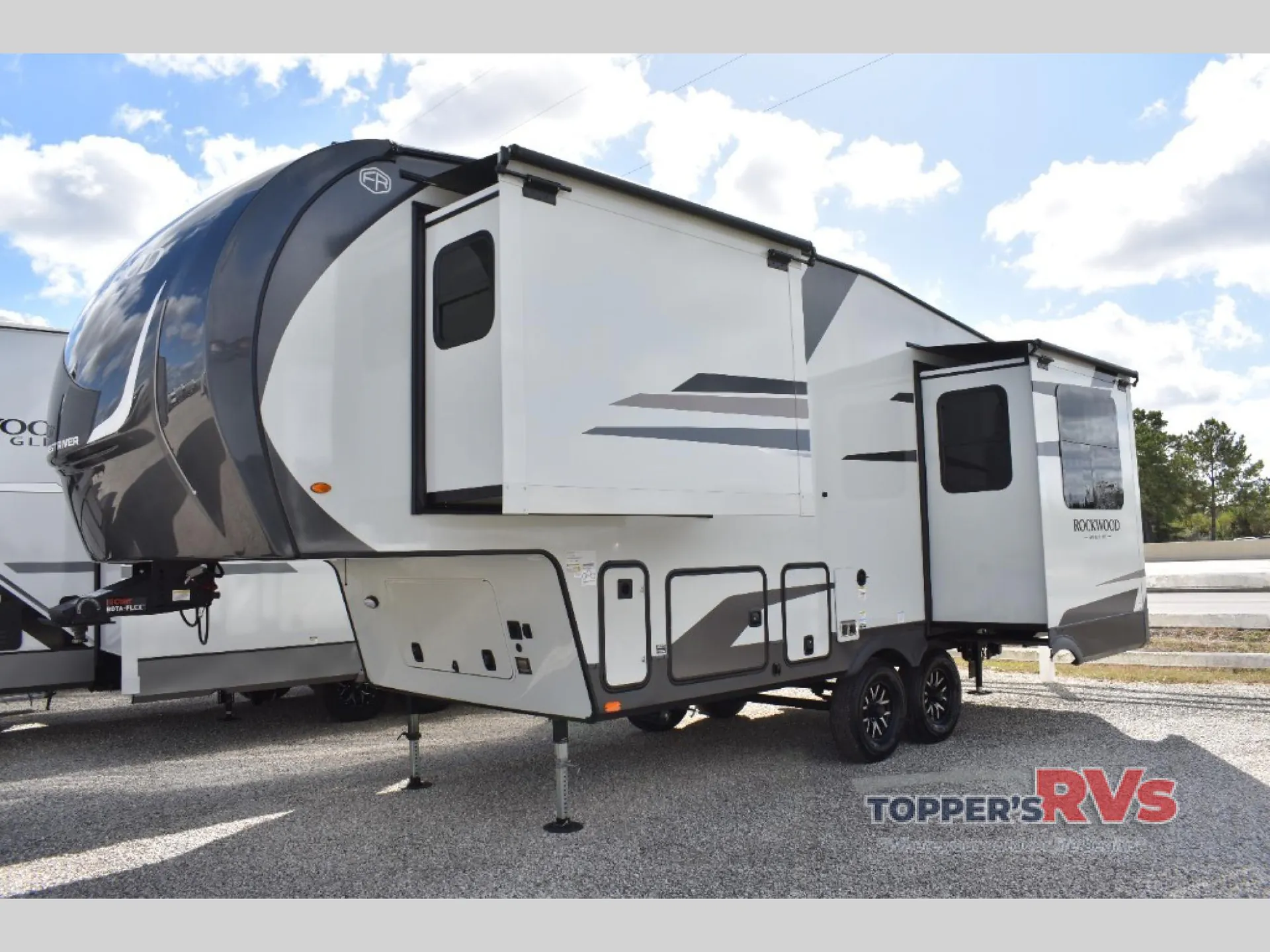 2026 Forest River Rockwood Signature R281RK - Photo 4
