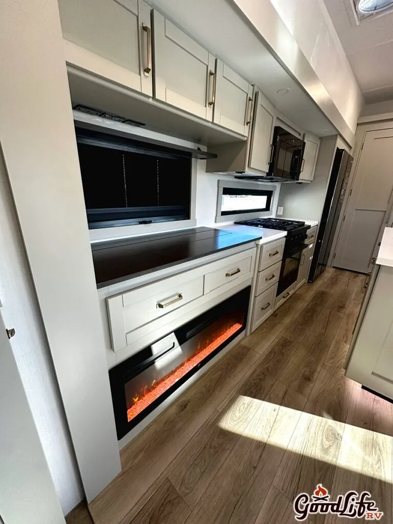 2026 Brinkley Model Z 3515, Photos photo 47