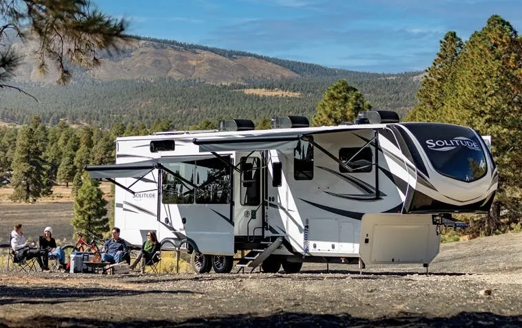 Grand Design Solitude 41KB exterior