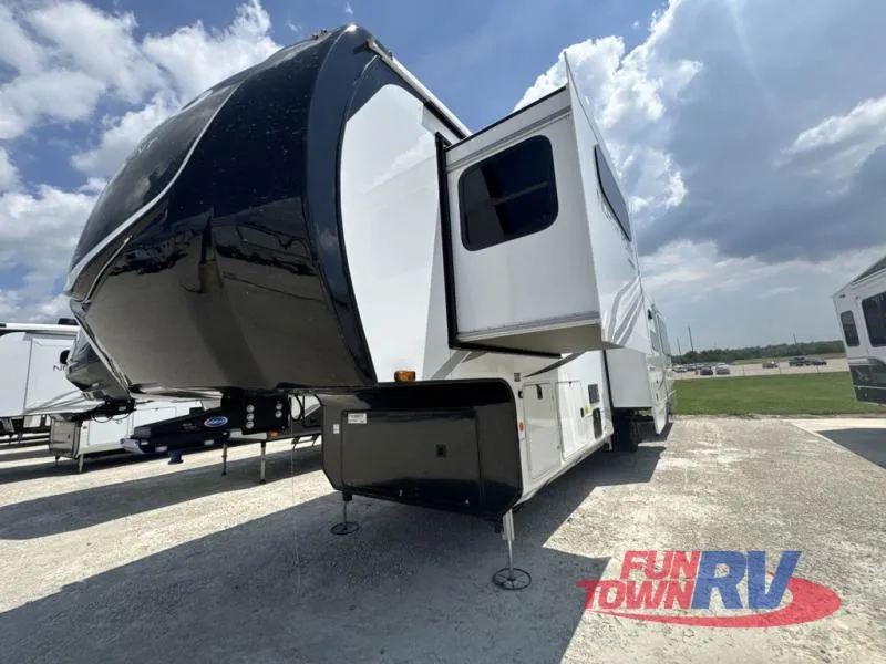 2026 Jayco North Point 381CKRE - Photo 3