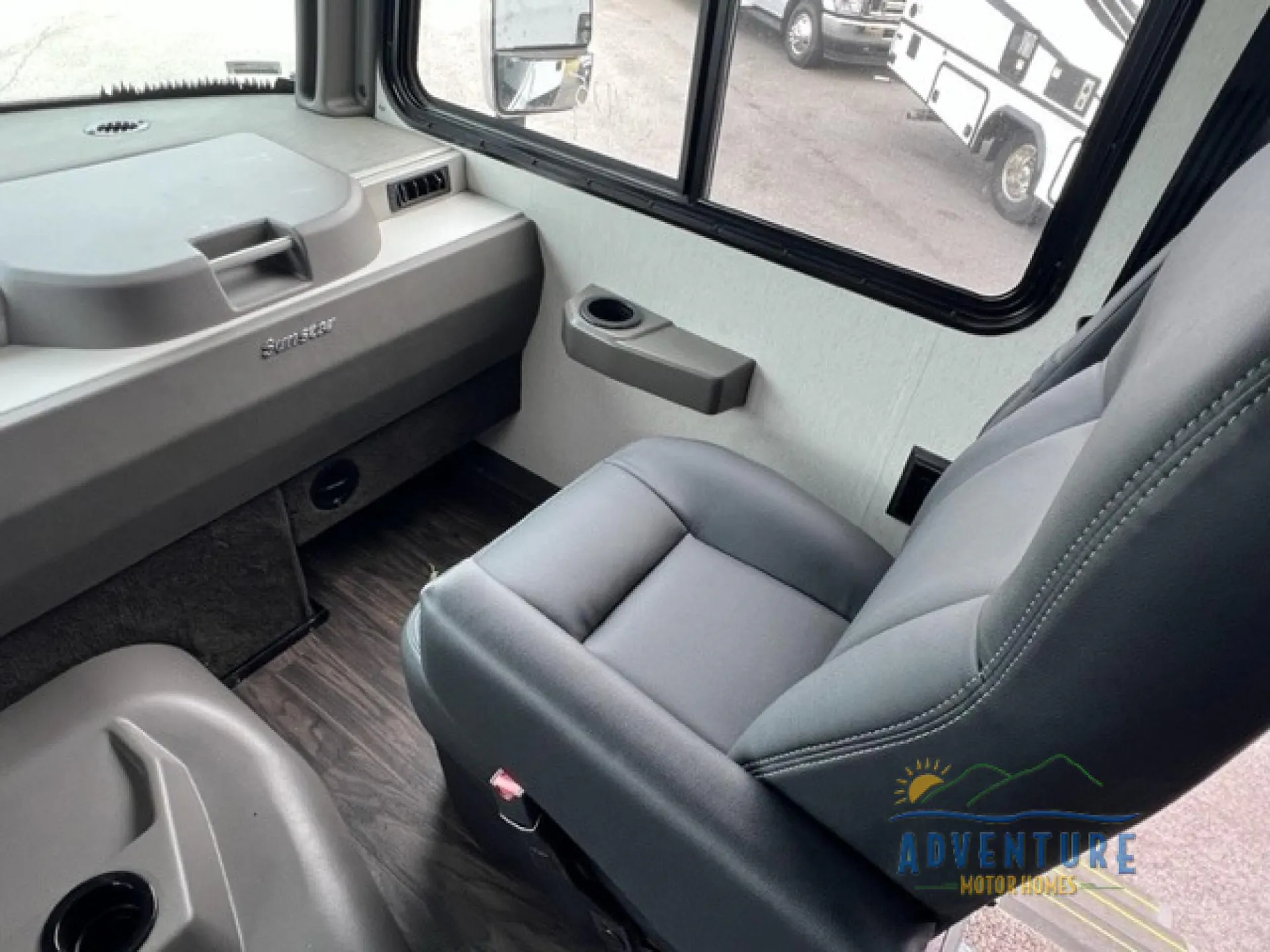 2024 Winnebago Sunstar 34R dealer photo 5 from Adventure Motor Homes