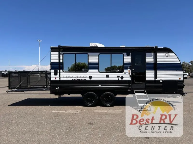 2026 Forest River Cherokee Grey Wolf 18RR - Photo 4