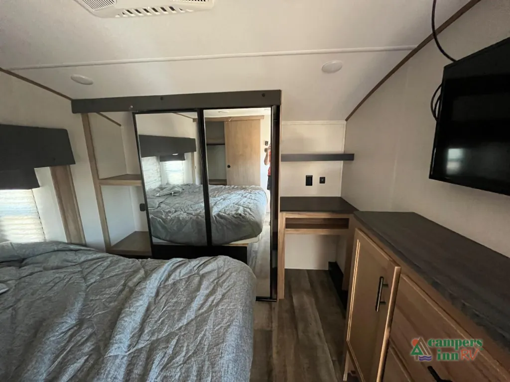 2023 Forest River Cherokee Arctic Wolf 3550 SUITE, Photos photo 32