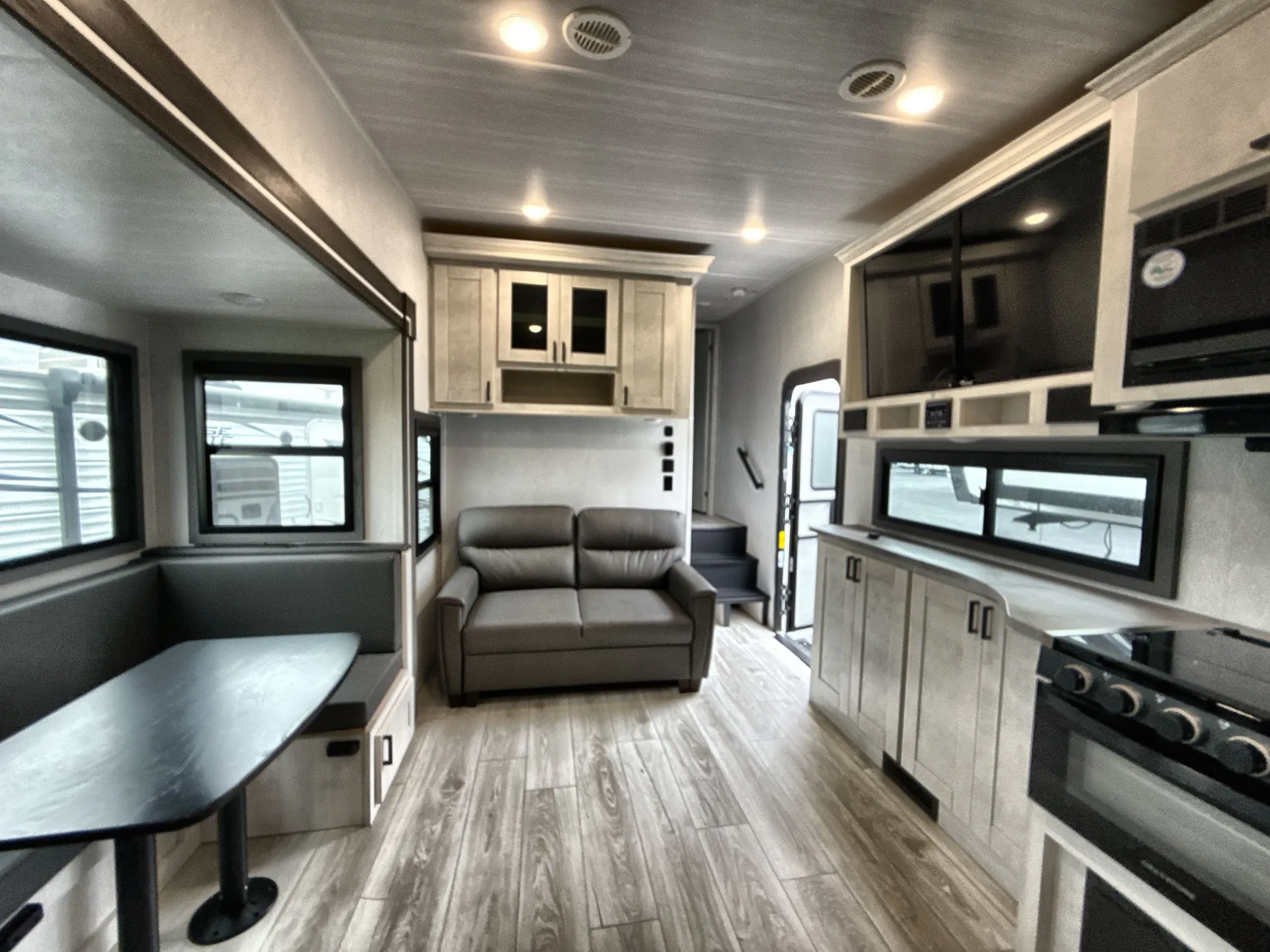 2025 East to West Tandara 27BH-OK — living area main