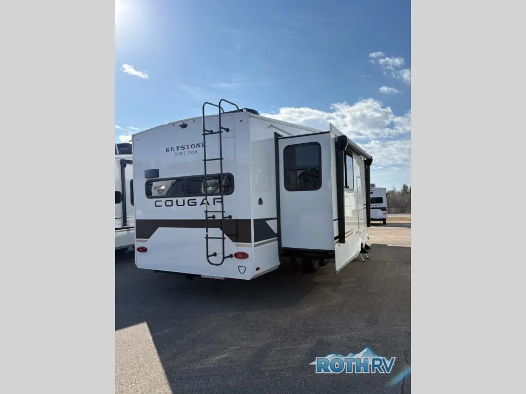 2026 Keystone Cougar Half-Ton 26RKE - Photo 4