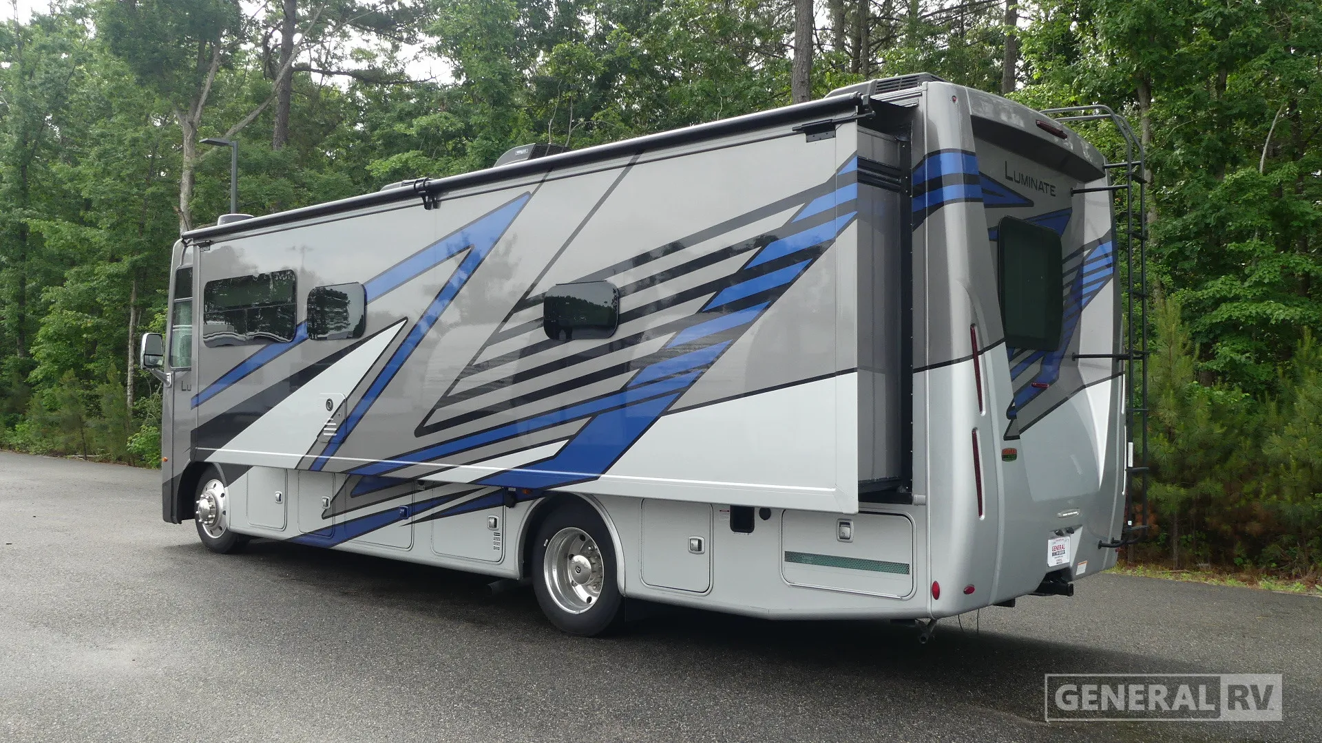 2026 Thor Motor Coach Luminate MM30 - Photo 4