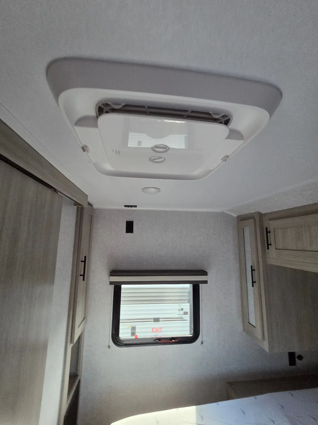 2026 East to West Della Terra 272RL, Photos photo 41