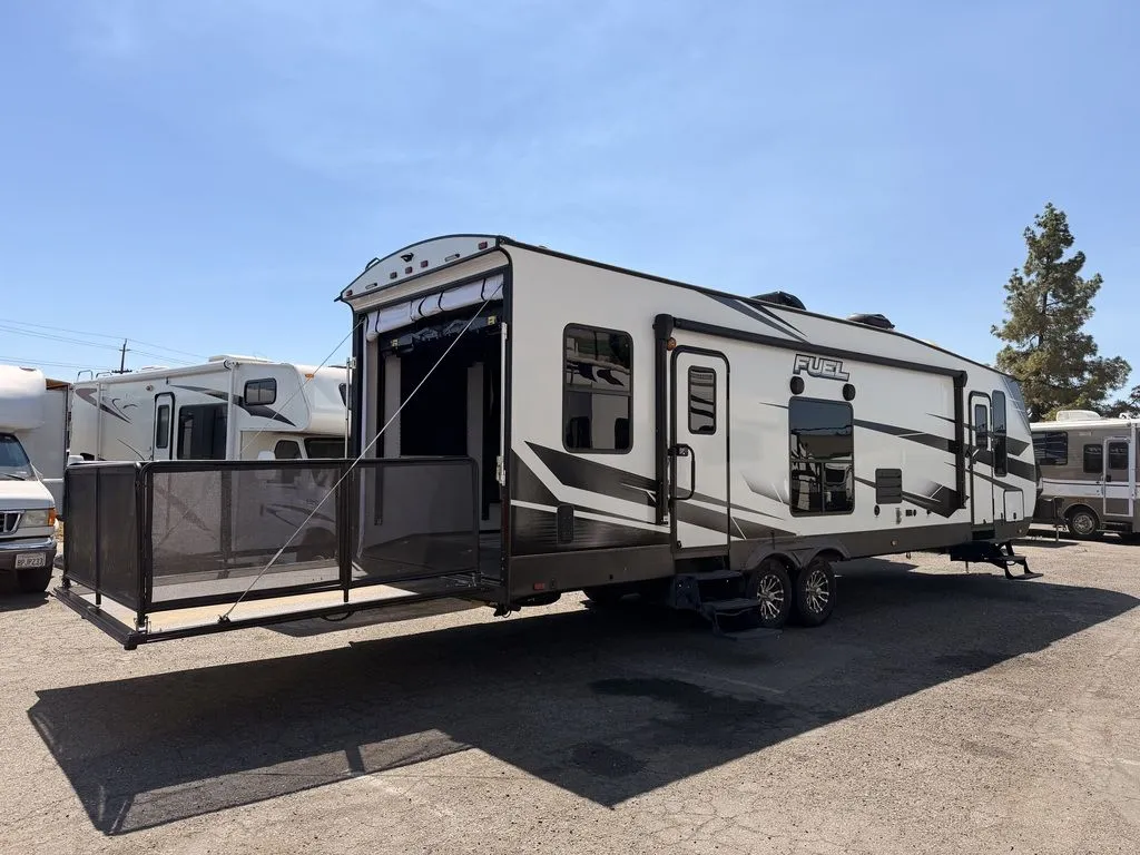 2022 Heartland Fuel F - Photo 2