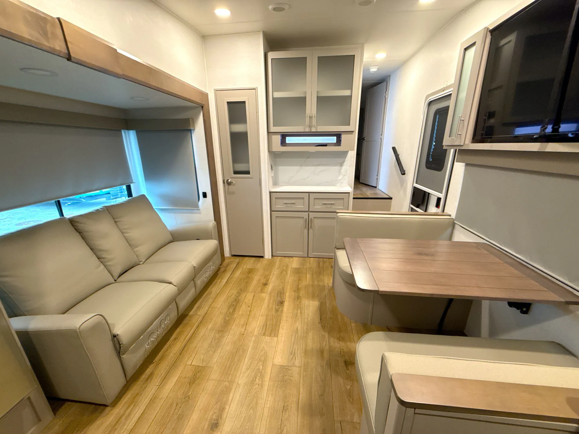 2026 Alliance RV Avenue 23ML - Photo 4