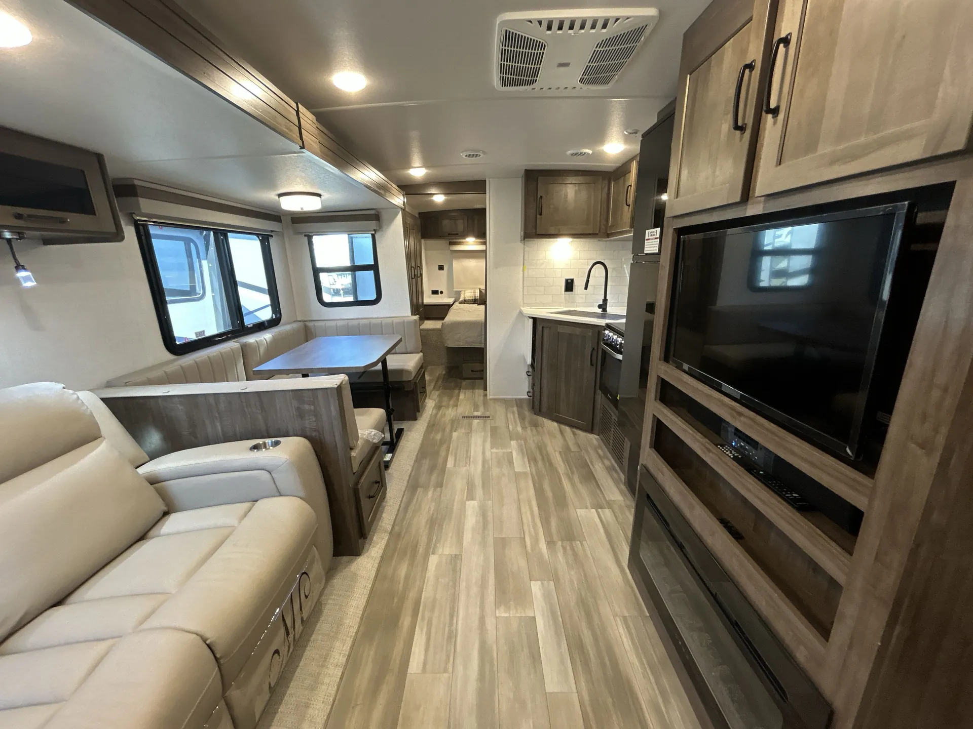 2024 Forest River Rockwood Ultra Lite 2706WS — living area main