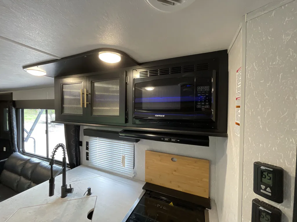2021 Forest River Cherokee 274BRB, Photos photo 11