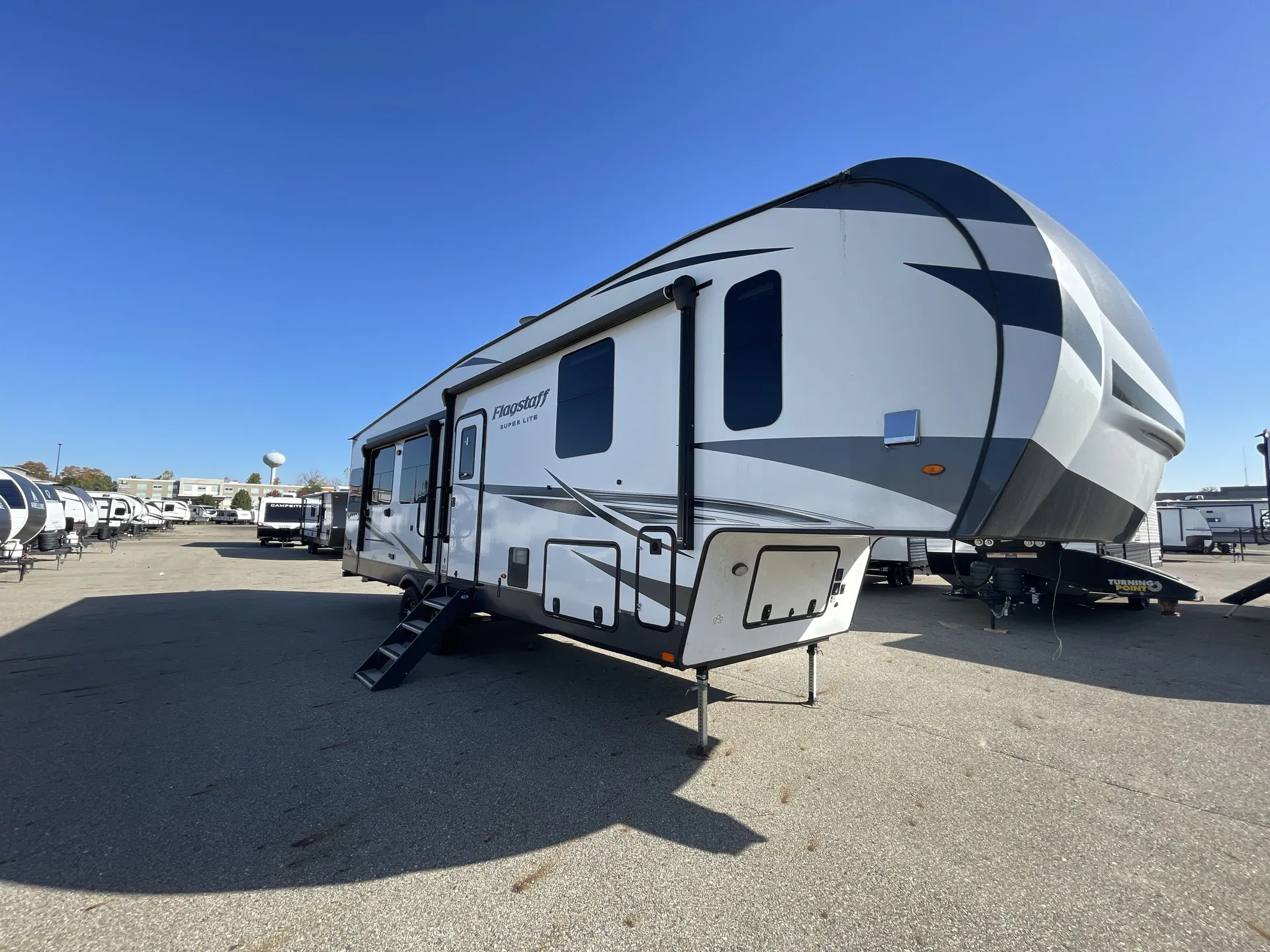 2021 Forest River Flagstaff Super Lite 529IKRL - Photo 2