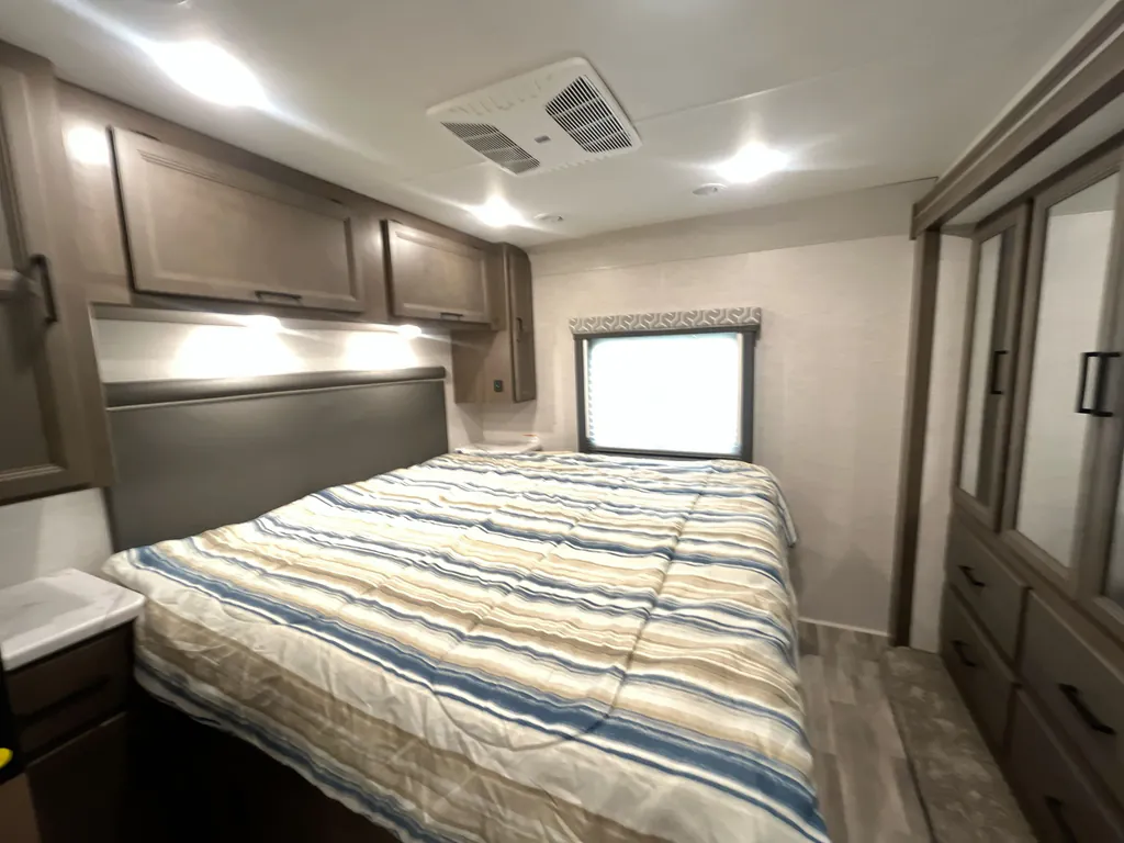 2024 Thor Motor Coach Freedom Traveler A29, Photos photo 15