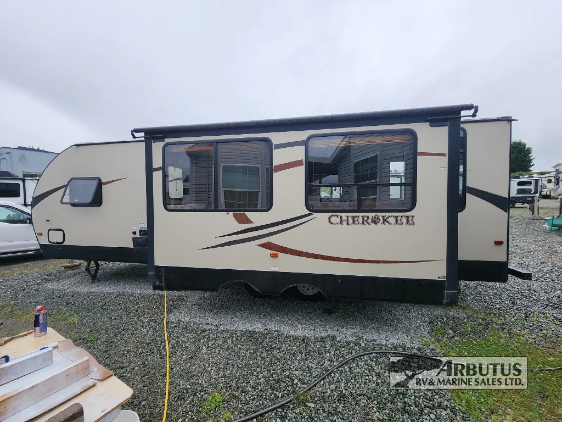 2016 Forest River Cherokee Alpha Wolf 26RL - Photo 4